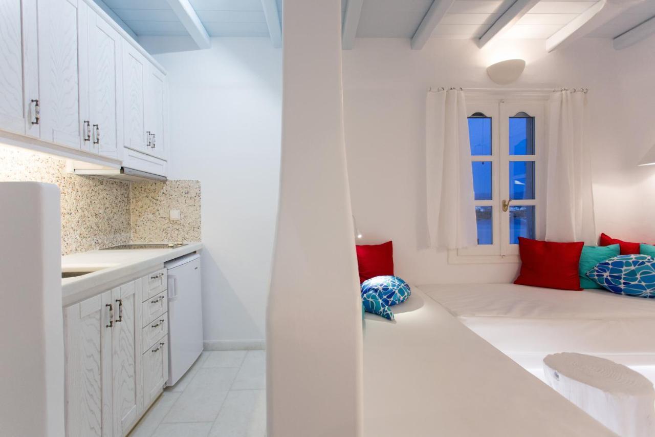 Naxian Riviera Exclusive Seafront Suites, Junior Suite Agios Prokopios  Exterior foto